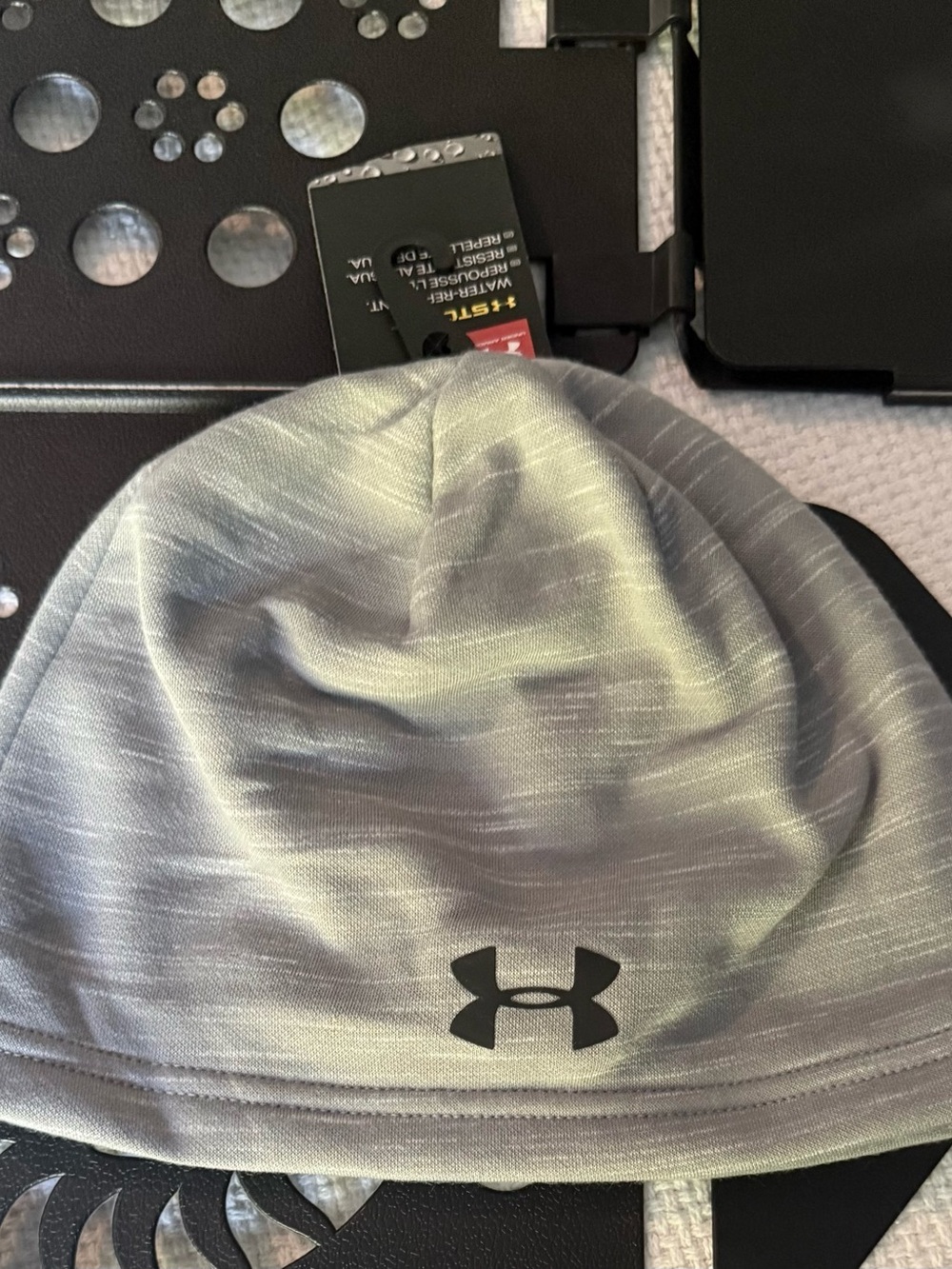 Under Armour Storm Youth Beanie Gray NWT Water Resistant ColdGear Winter Hat
